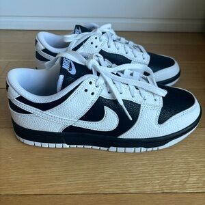 NWT Nike Dunk Low Retro Reverse Panda | Size Men’s 6.5, Women’s 8